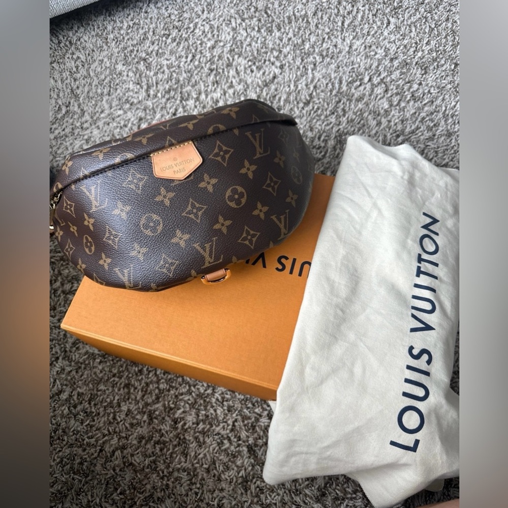 LV Bumbag